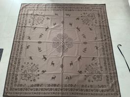 Très jolie nappe de Noël  170x170