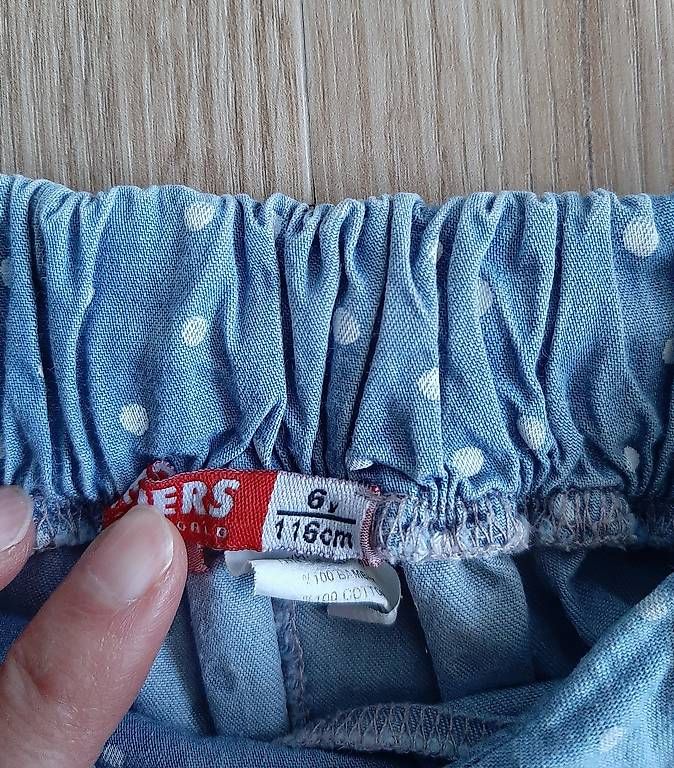 Hosen: Schöne Mädchen-Shorts hellblau Gr. 116 – Gebraucht aus Bütschwil von enzian008 1