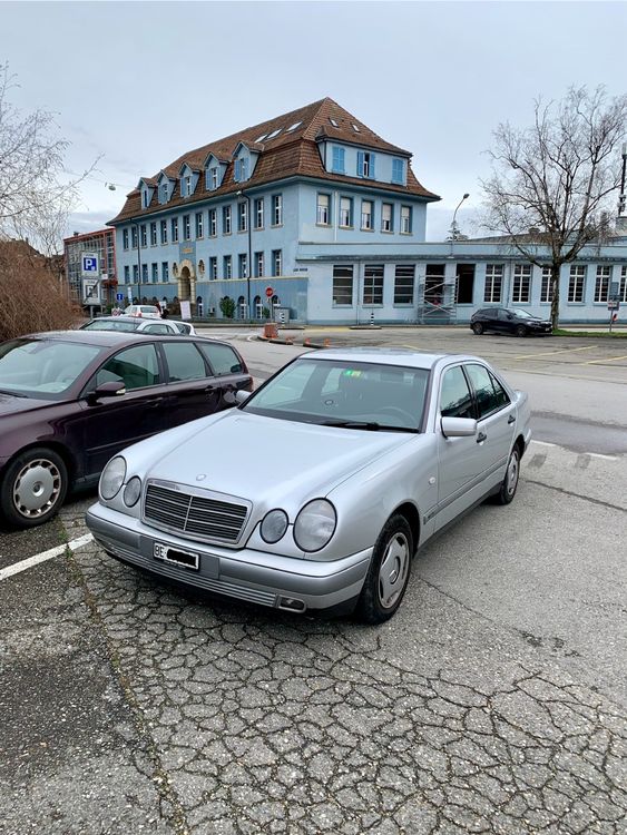 Mercedes E240