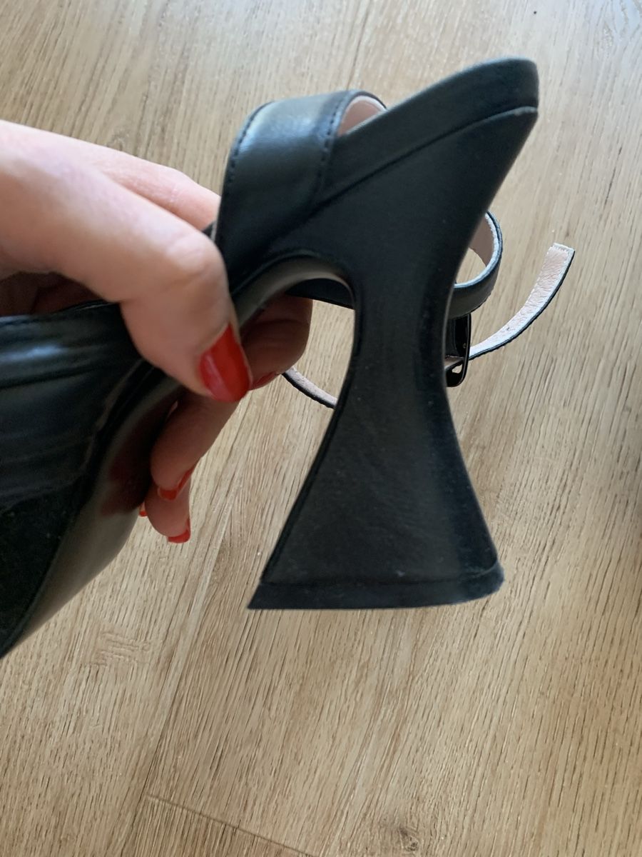 Scarpe da donna: Sandales à plateformes en cuir L37 – Usato da Genève venduto da vic_s9c5 4
