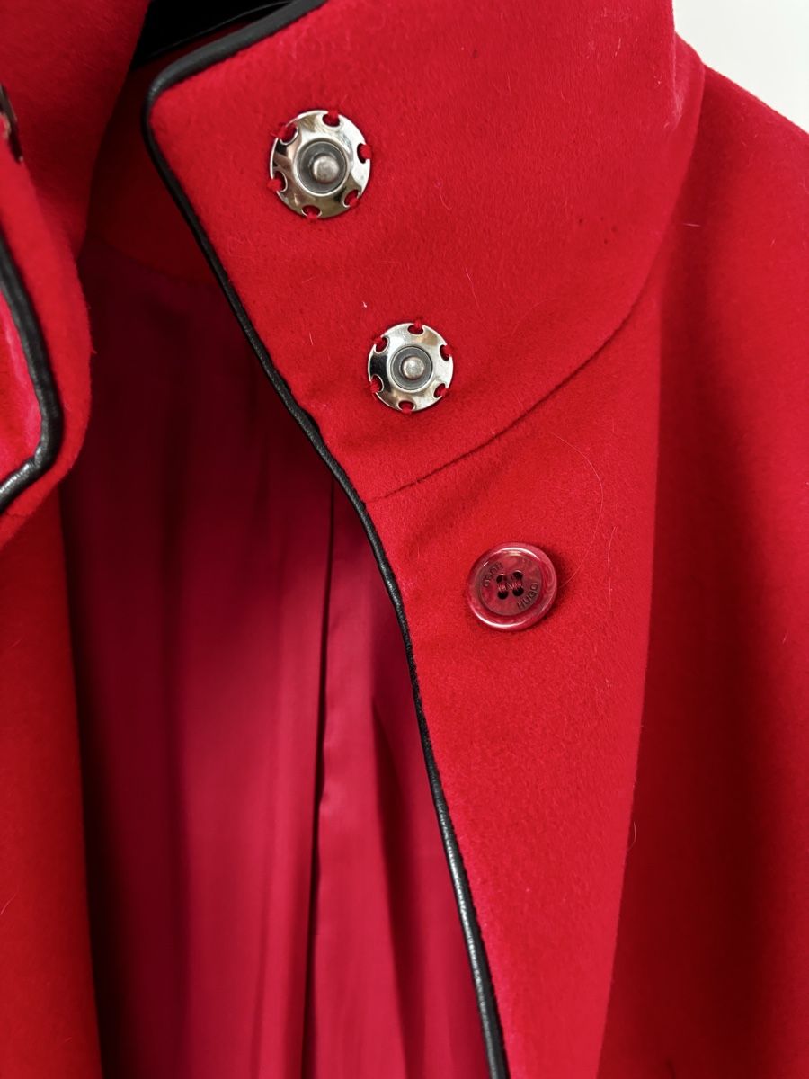 Hugo Boss Mäntel: Hugo Boss Mantel  – Gebraucht aus Rickenbach LU von mic_y5rd 1