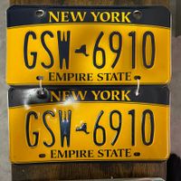  🇺🇸 2x Paar U.S. Autoschild, New York GSW-6910 - ORIGINAL