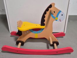 Schaukelpferd aus Holz