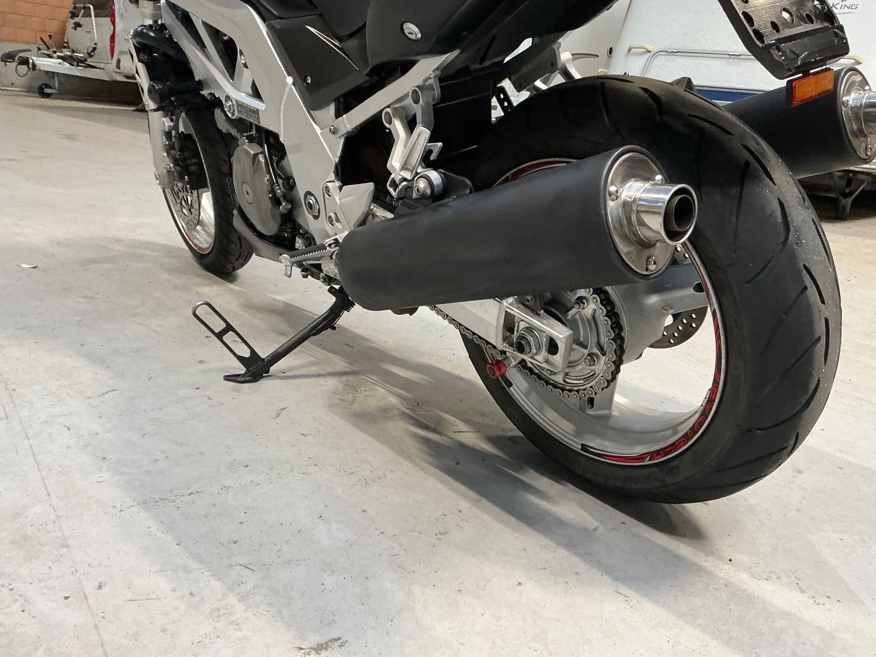 Suzuki Strada: Suzuki SV1000 – Usato da strengelbach venduto da Zoks 5