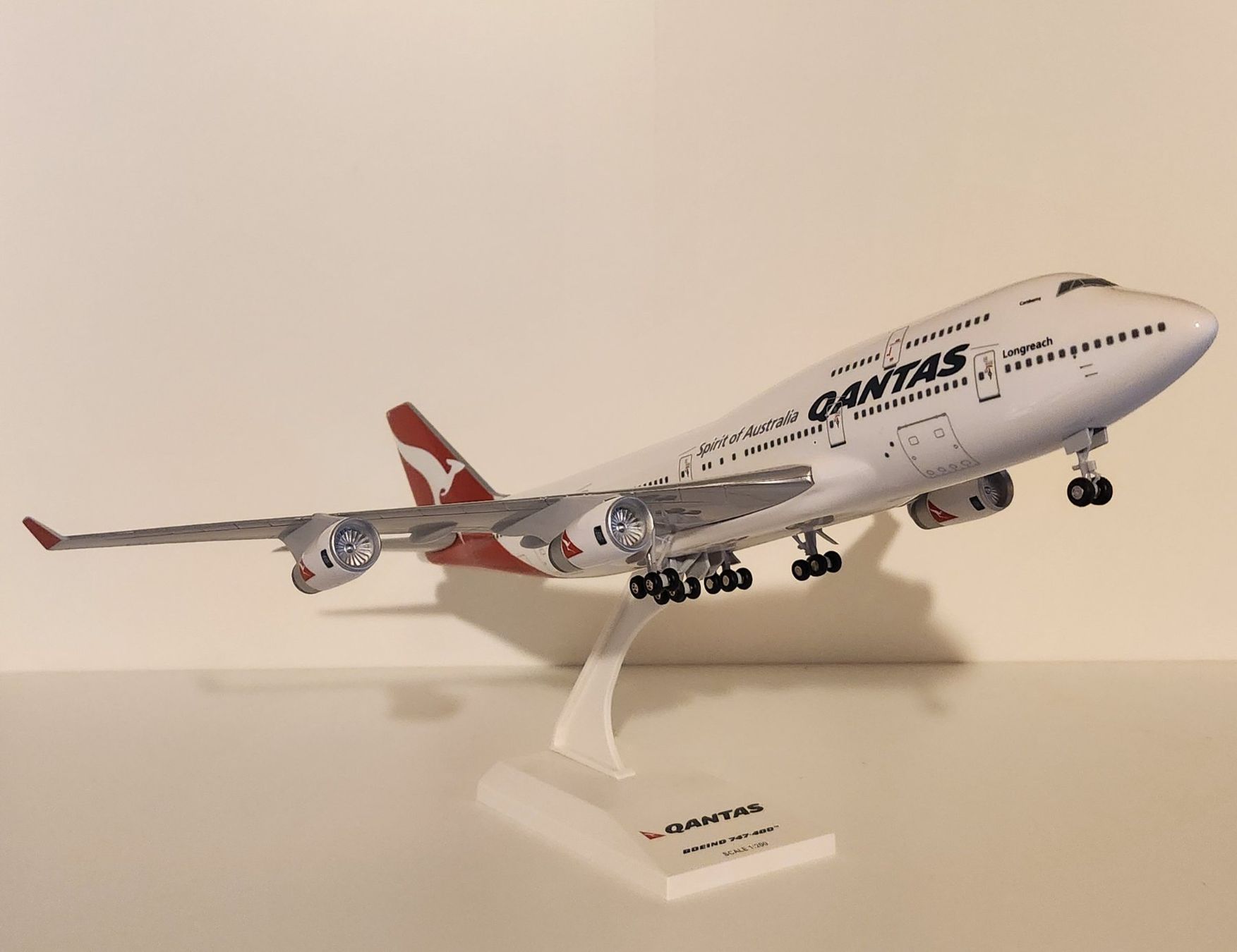 Kit di modellismo & Modellini statici: Skymarks 1/200 Qantas Boeing 747-400 – Nuovo (secondo la descrizione) da Wittenwil venduto da ced_q8j7 5