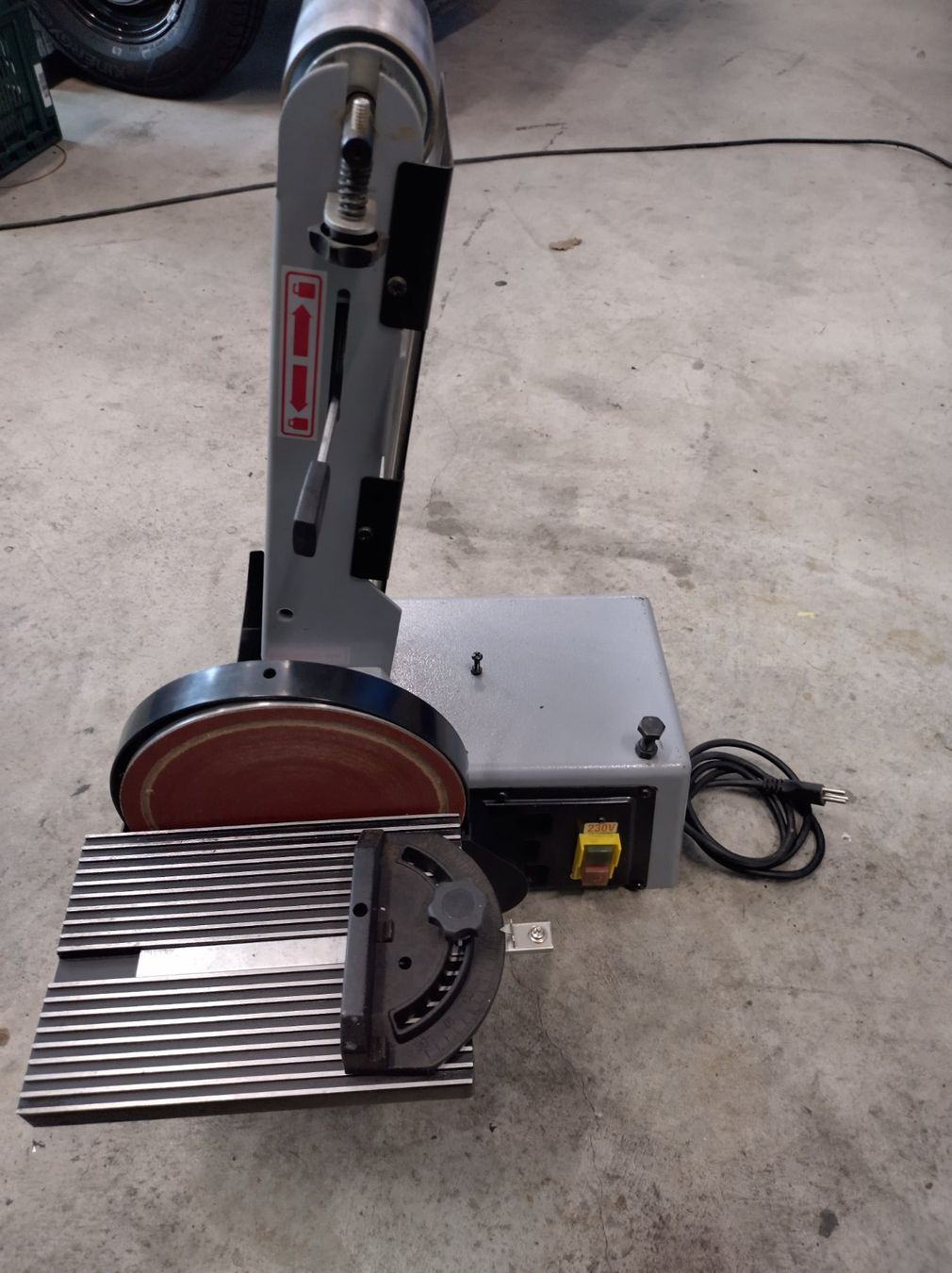 Aiguiseuses & polisseuses: Schleifmaschine – D'occasion à Gretzenbach par Cobra71 1