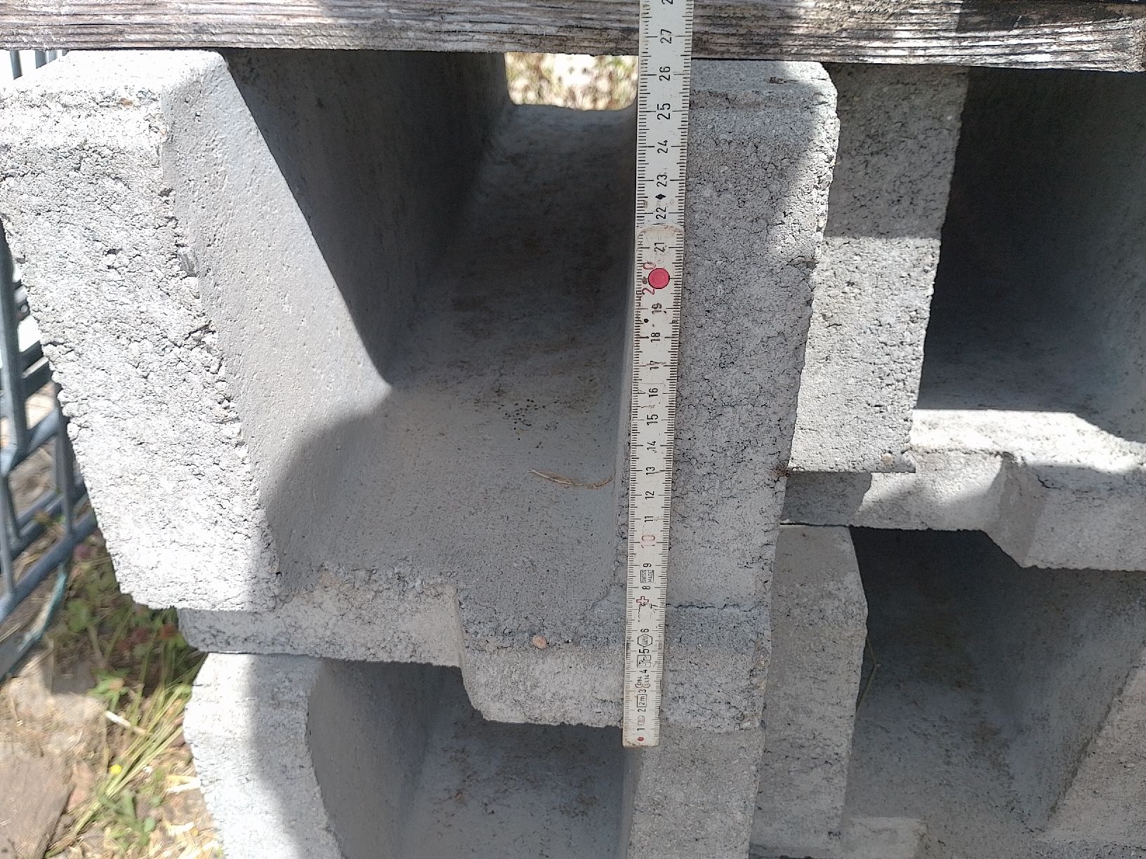 Piatti di portata: Betonrinnen U-Profil mit Abdeckplatten – Nuovo (secondo la descrizione) da Turbenthal venduto da mabr05 3