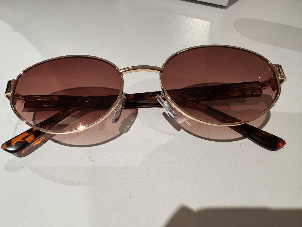 Lunettes & Verres: Sonnenbrille – D'occasion à Niederglatt ZH par Nicole2911