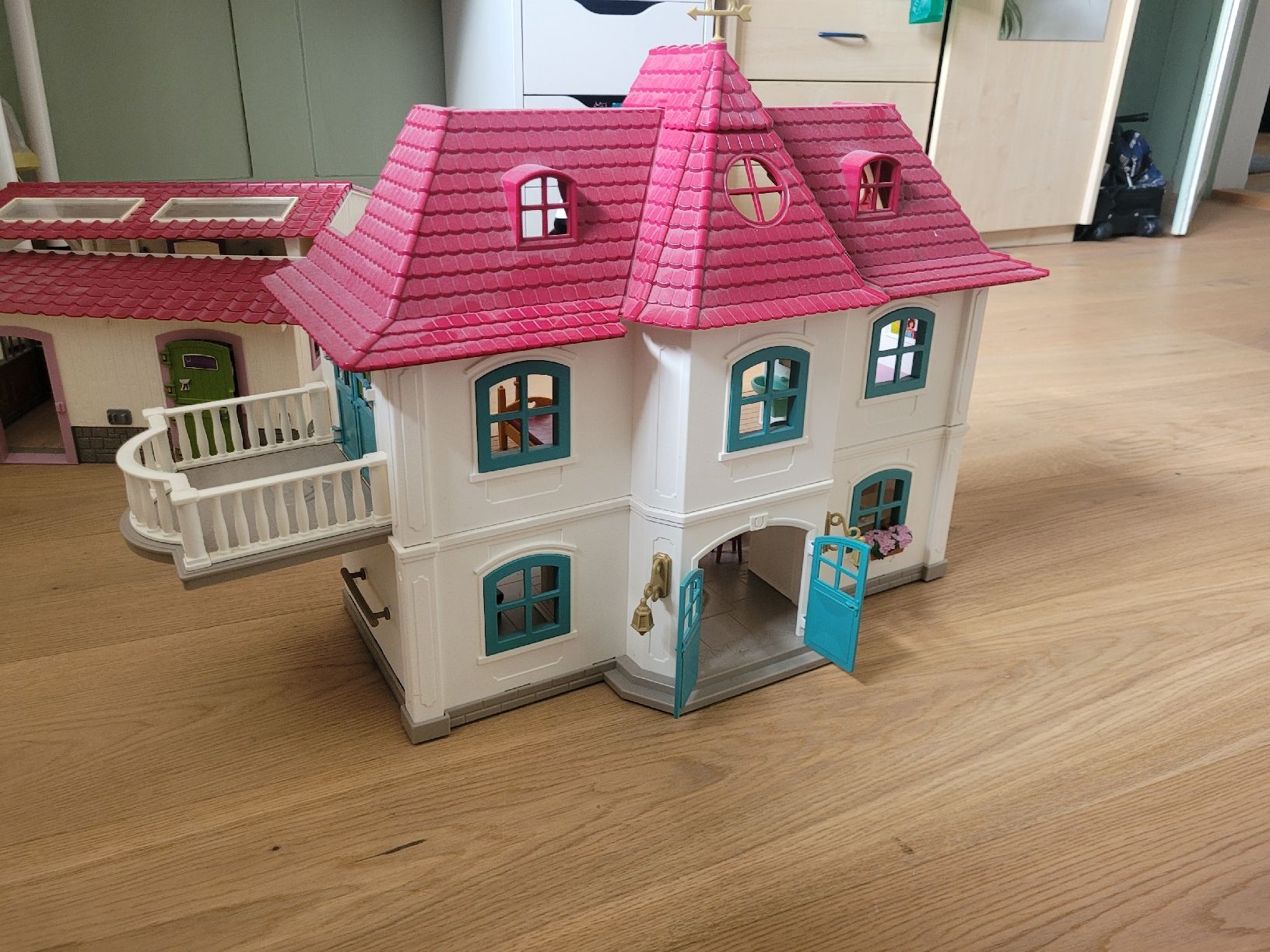 Schleich Giocattoli: Schleich Wohnhaus – Usato da Eglisau venduto da Wanner79