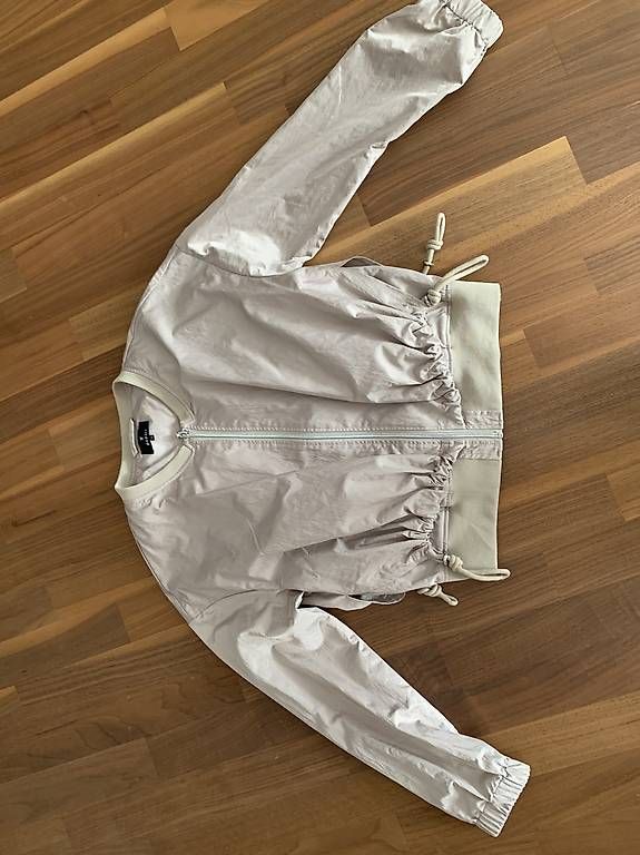 Jacken: Frühlingsjacke kurz – Gebraucht aus Naters von volki01 1