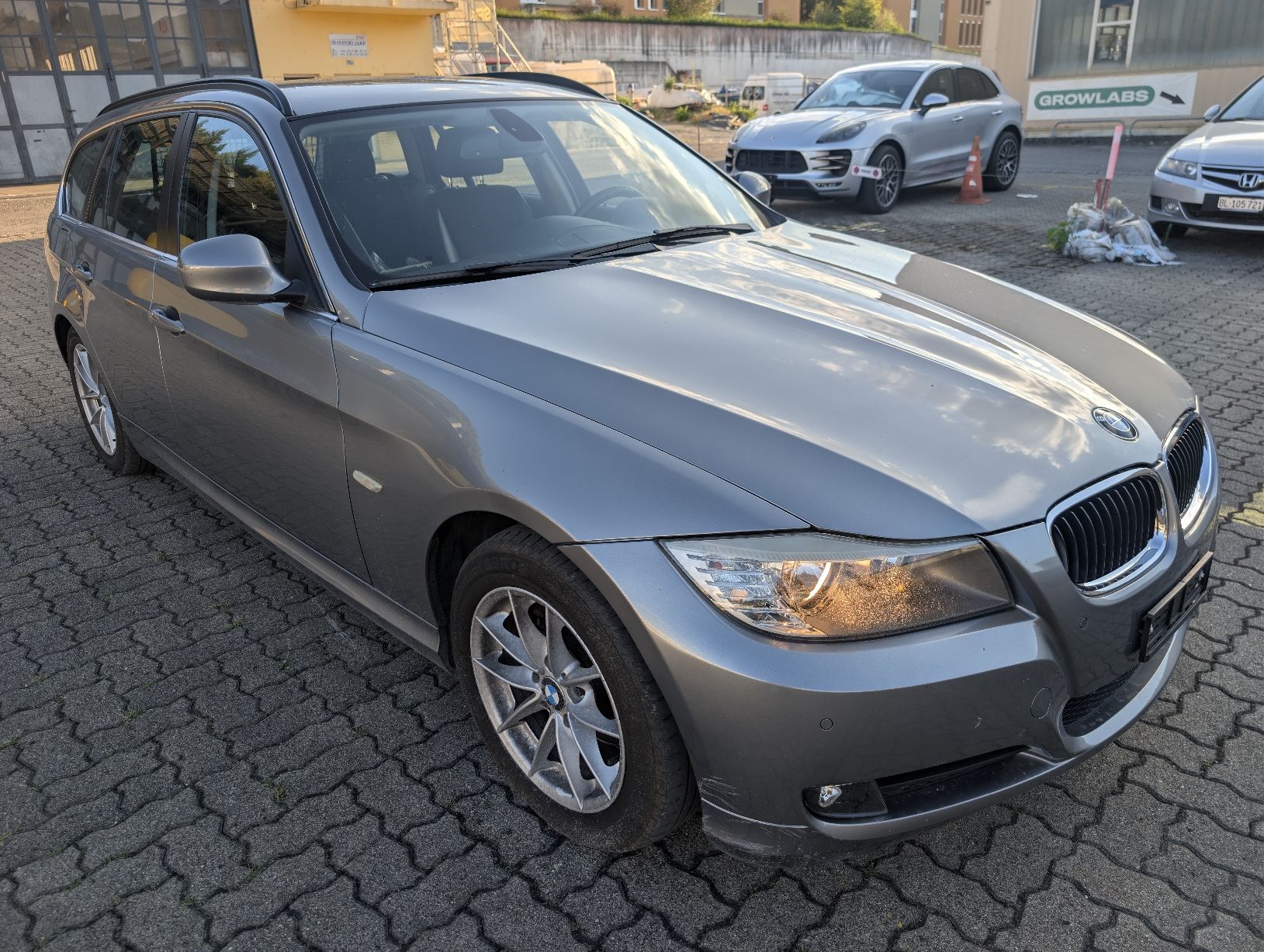 BMW Automobili: BMW 318i e91 mit MFK  – Usato da Rünenberg venduto da All_4_you 1