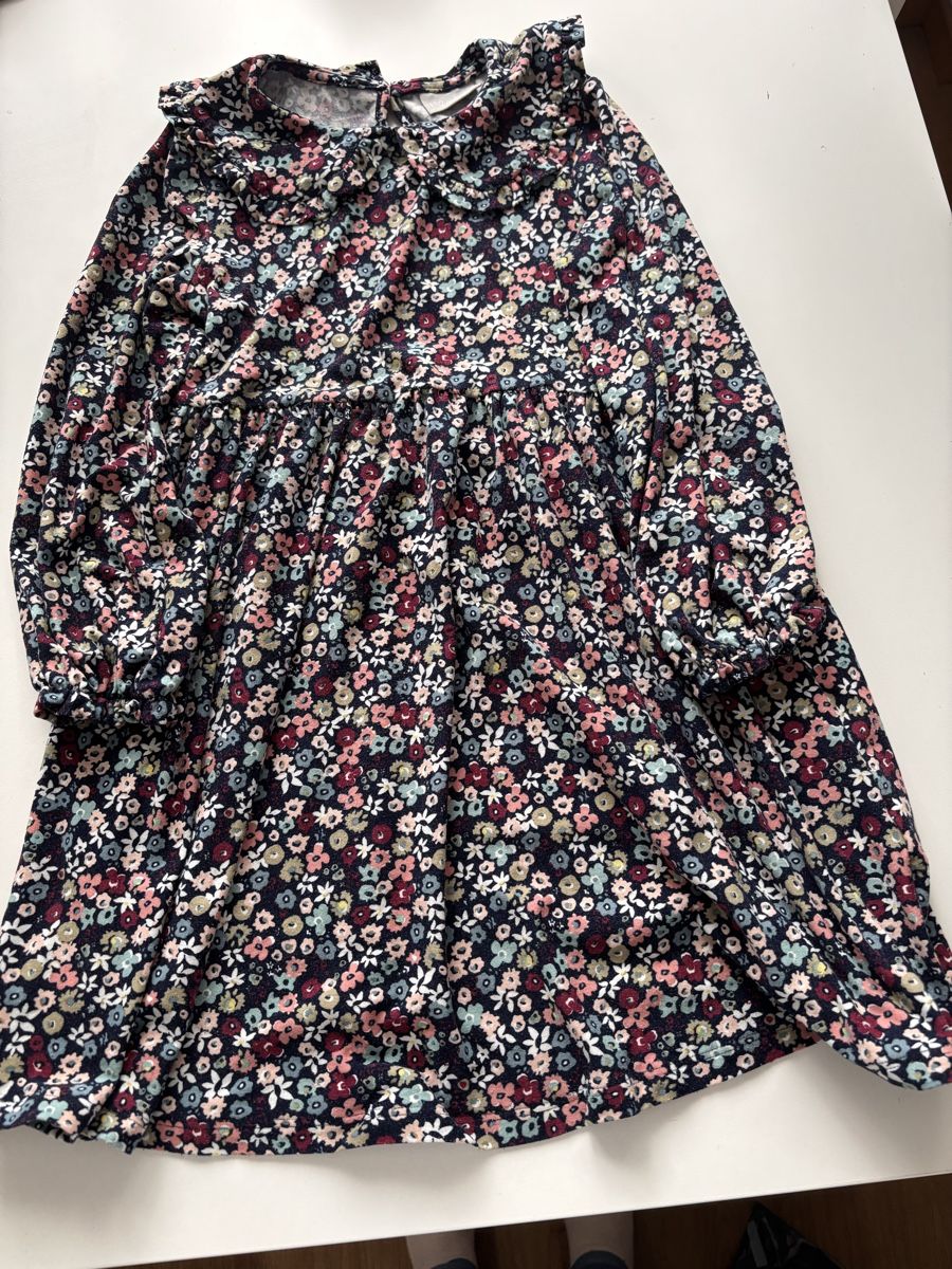 Lotti & Set di vestiti: Kleiderpaket 134/146 – Usato da Escholzmatt venduto da sukides55 3