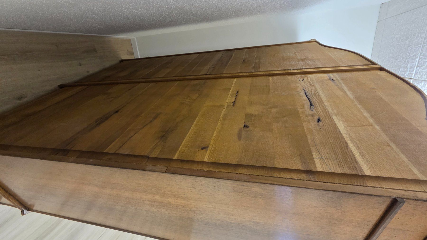 Armadi: Schrank Echtholz Antik B160xT60xH188 – Usato da Niederrohrdorf venduto da Danse01 2