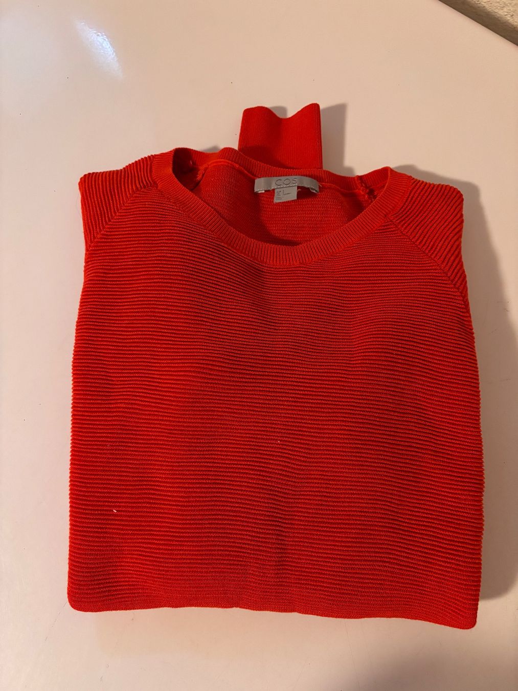 Cos Pulls & Sweat-shirts: COS pullover rot XS – D'occasion à Arlesheim par Mameil