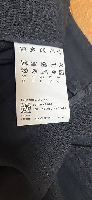 Hugo Boss Pantaloni: Boss Damenhose Schwarz, Gr. 36, Wolle mit Elastan – Usato da Langendorf venduto da winterjasmin 2