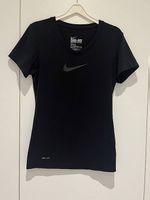 Nike Sport T-Shirt schwarz