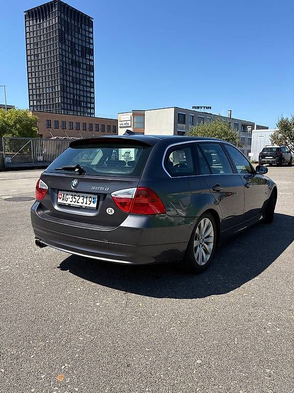 BMW Autos: BMW 325d Touring E91 – Gebraucht aus Kaiseraugst von minush02 1