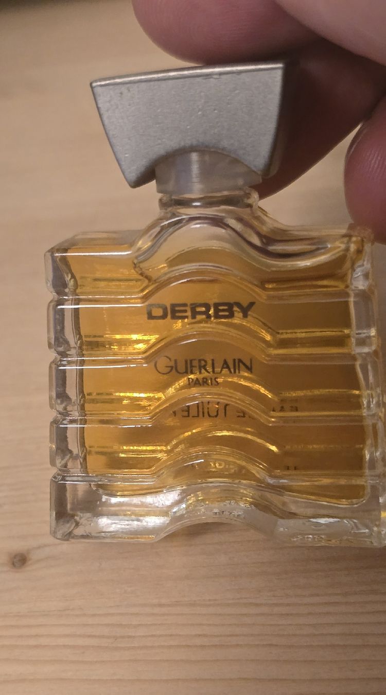 Guerlain Profumi & Eau de Toilette: Vintage Guerlain Derby 7.5ml – Usato da Buchs SG venduto da rei_7j5l