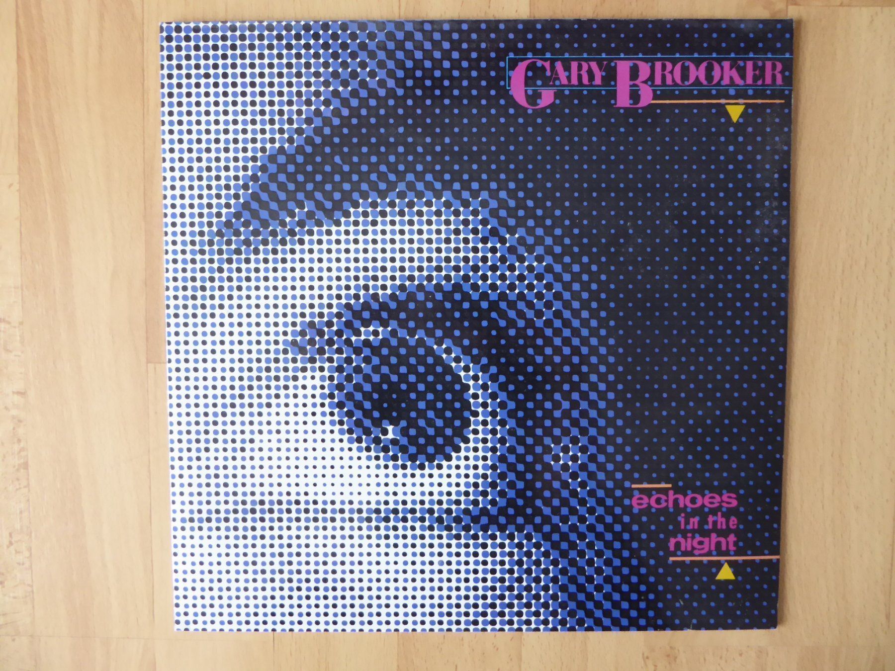 Dischi in vinile: Gary Brooker - Echoes in the Night – Usato da Aeugst am Albis venduto da Drayprescot
