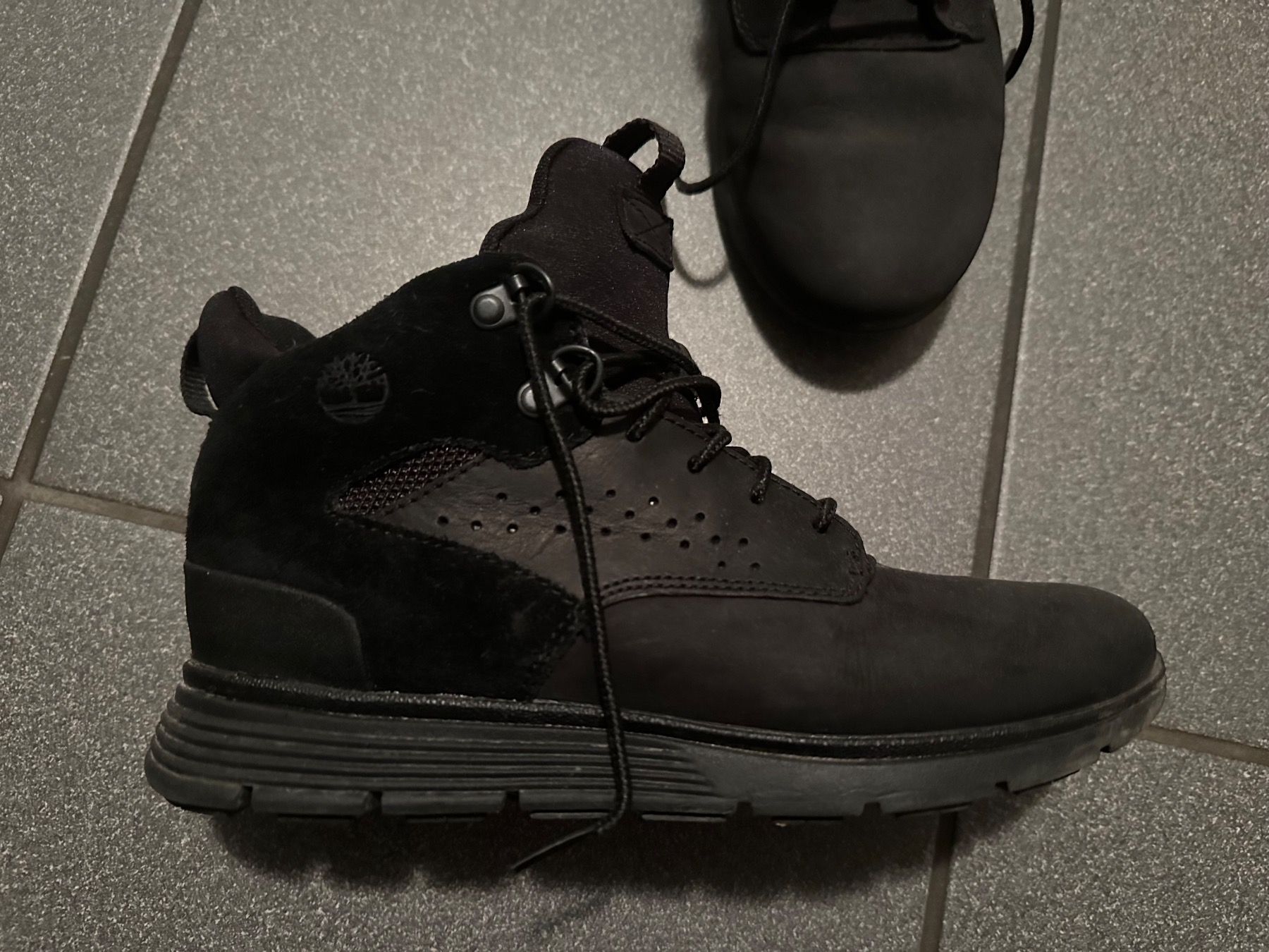 Timberland Scarpe da donna: Timberland Stiefeletten schwarz Gr. 37 – Usato da Wileroltigen venduto da torro11 1