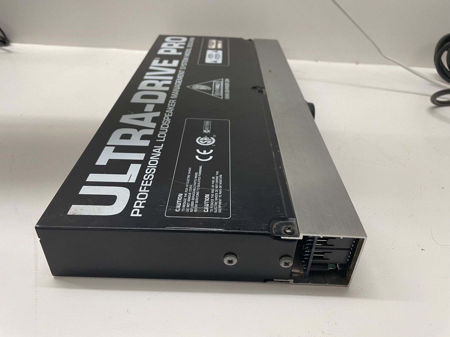 Behringer Egaliseurs: Behringer Ultradrive Pro DCX2496 – D'occasion à Zürich par haeschesnonid 5