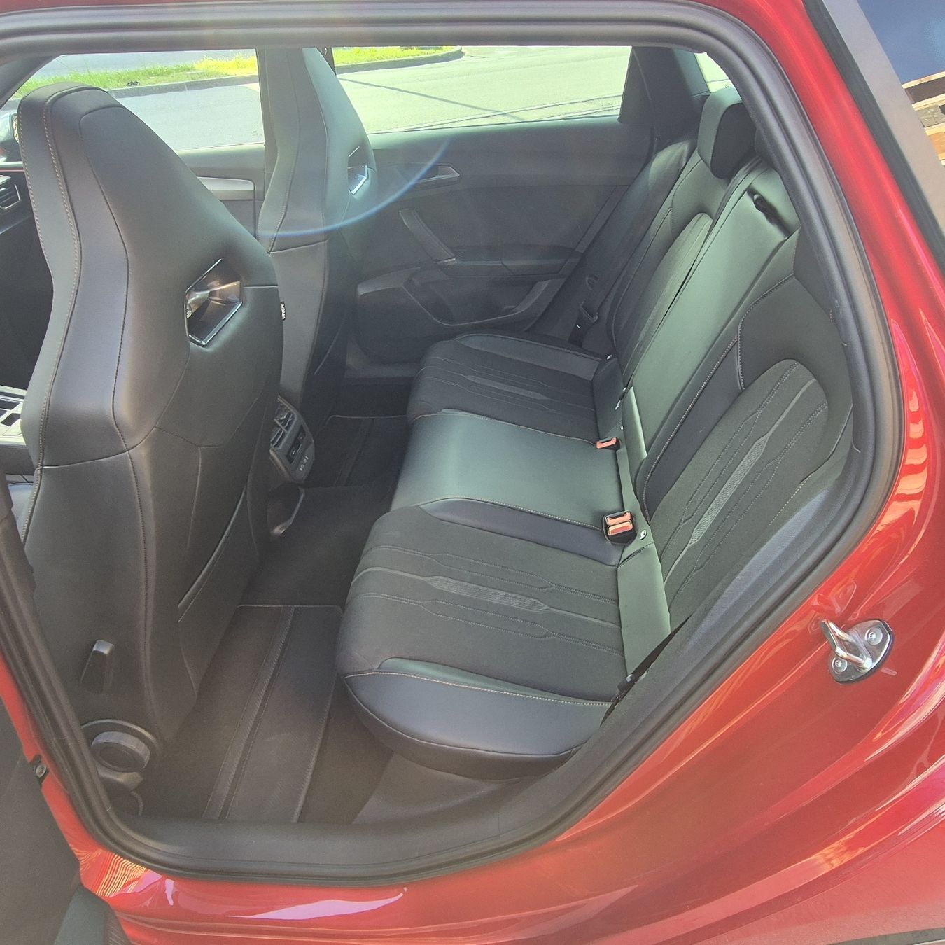 Cupra Automobili: Cupra Leon ST 2.0 TSI – Nuovo (secondo la descrizione) da Bilten venduto da Migueltuga88 4