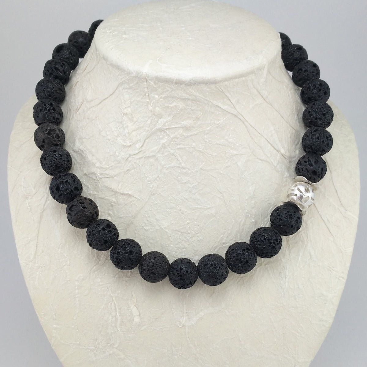 Catenine: Lava Halskette mit Silberkugel – Nuovo e nell'imballaggio originale da Meilen venduto da Byrd-bijoux