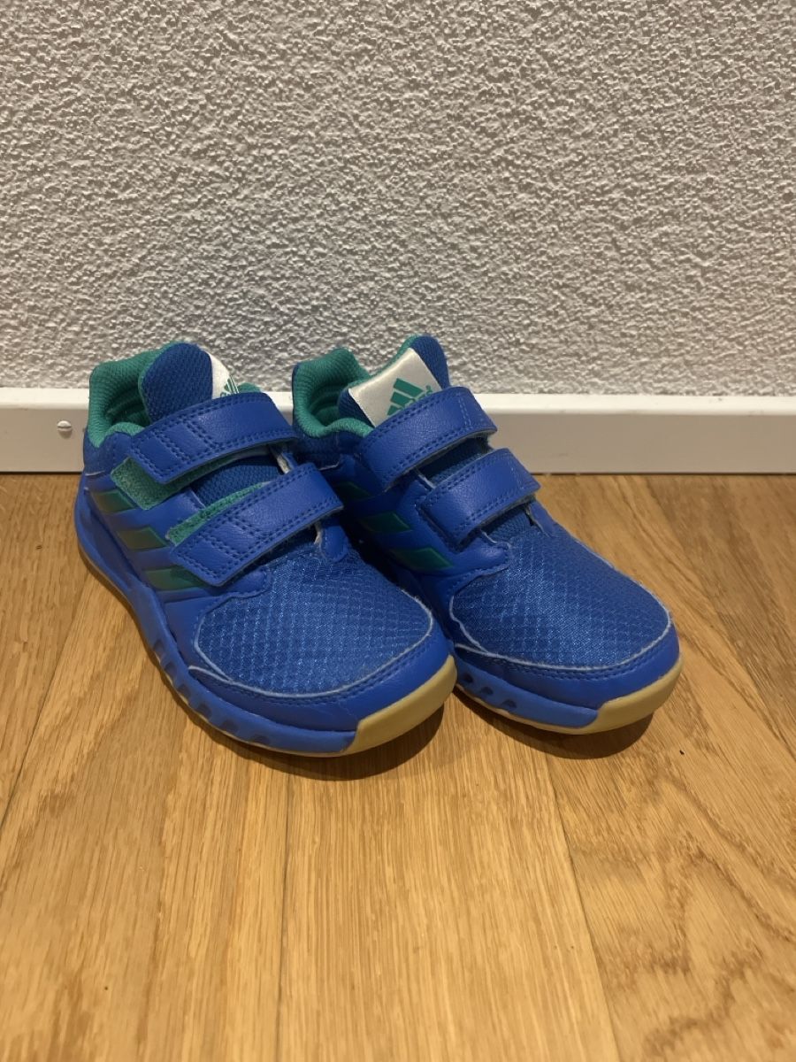 Adidas Schuhe für Jungen: Turnschuh Grösse 29 – Gebraucht aus Malters von fel_9mjx 1