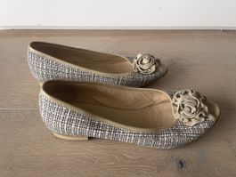 Elegante italienische Ballerinas / Peeptoe Gr. 39 beige