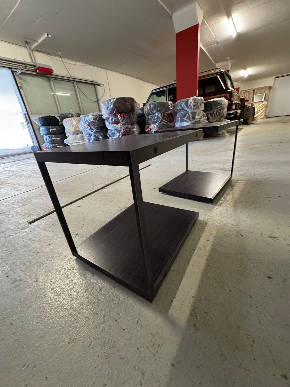 Comodini: Unique Handmade Industrial Nightstands – Usato da Gsteig b. Gstaad venduto da Auctionly 4