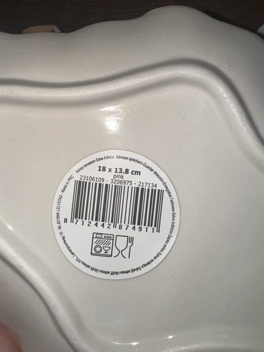 Piatti: 4 Dessertteller & 1 Tasse – Nuovo (secondo la descrizione) da Pfäffikon ZH venduto da lenaviktoria 2