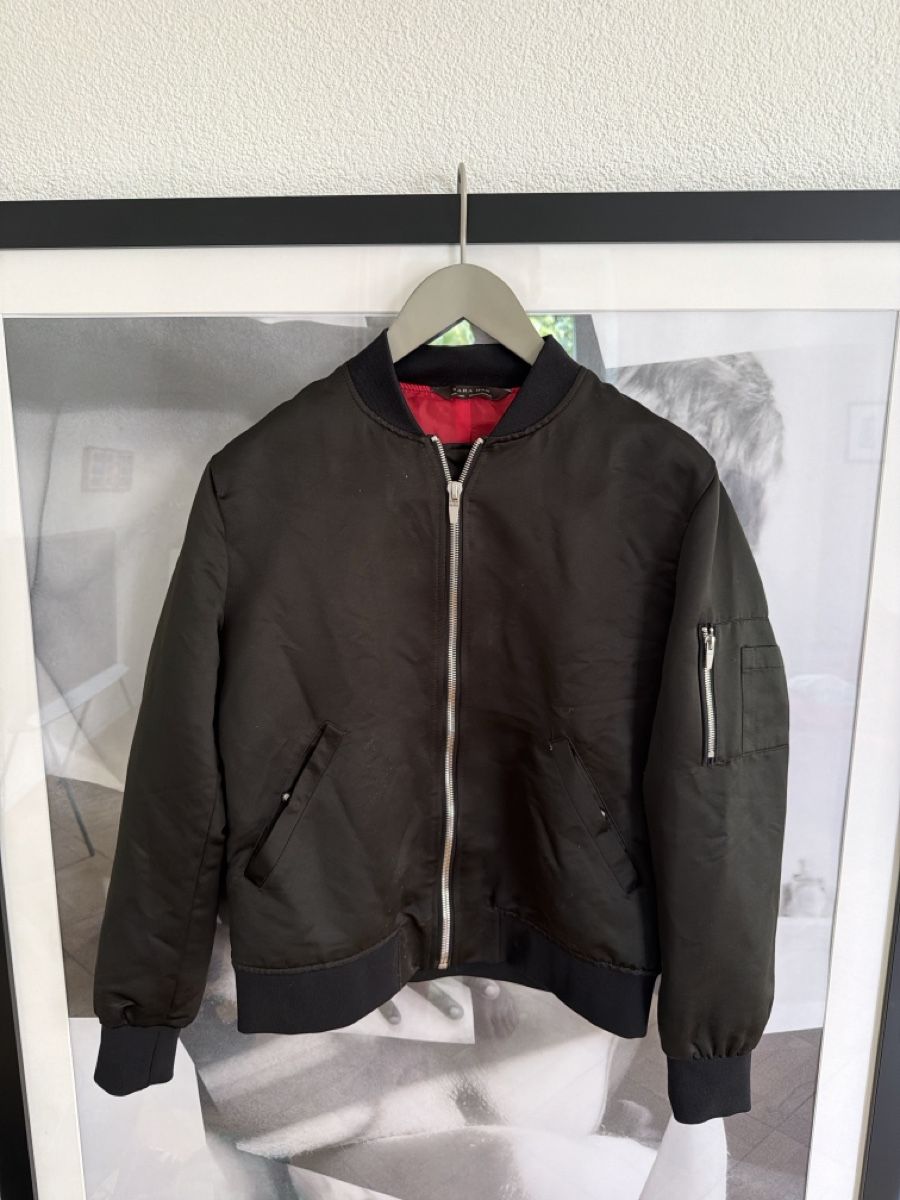 Zara Jacken: Bomber Jacke – Gebraucht aus Zürich von by.mr.evans 1