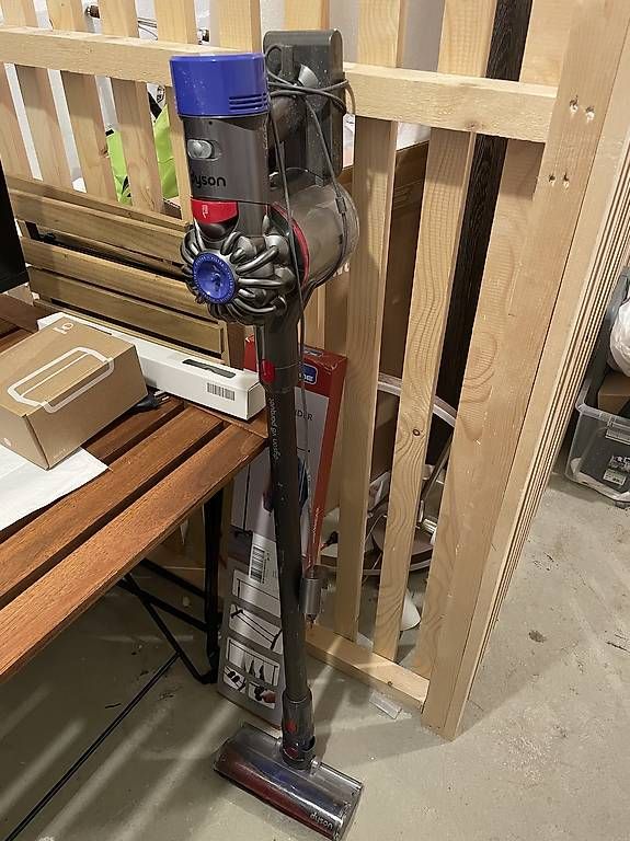 Aspirapolveri & Accessori: Dyson Staubsauger – Usato da Zürich venduto da ruh_qrn7
