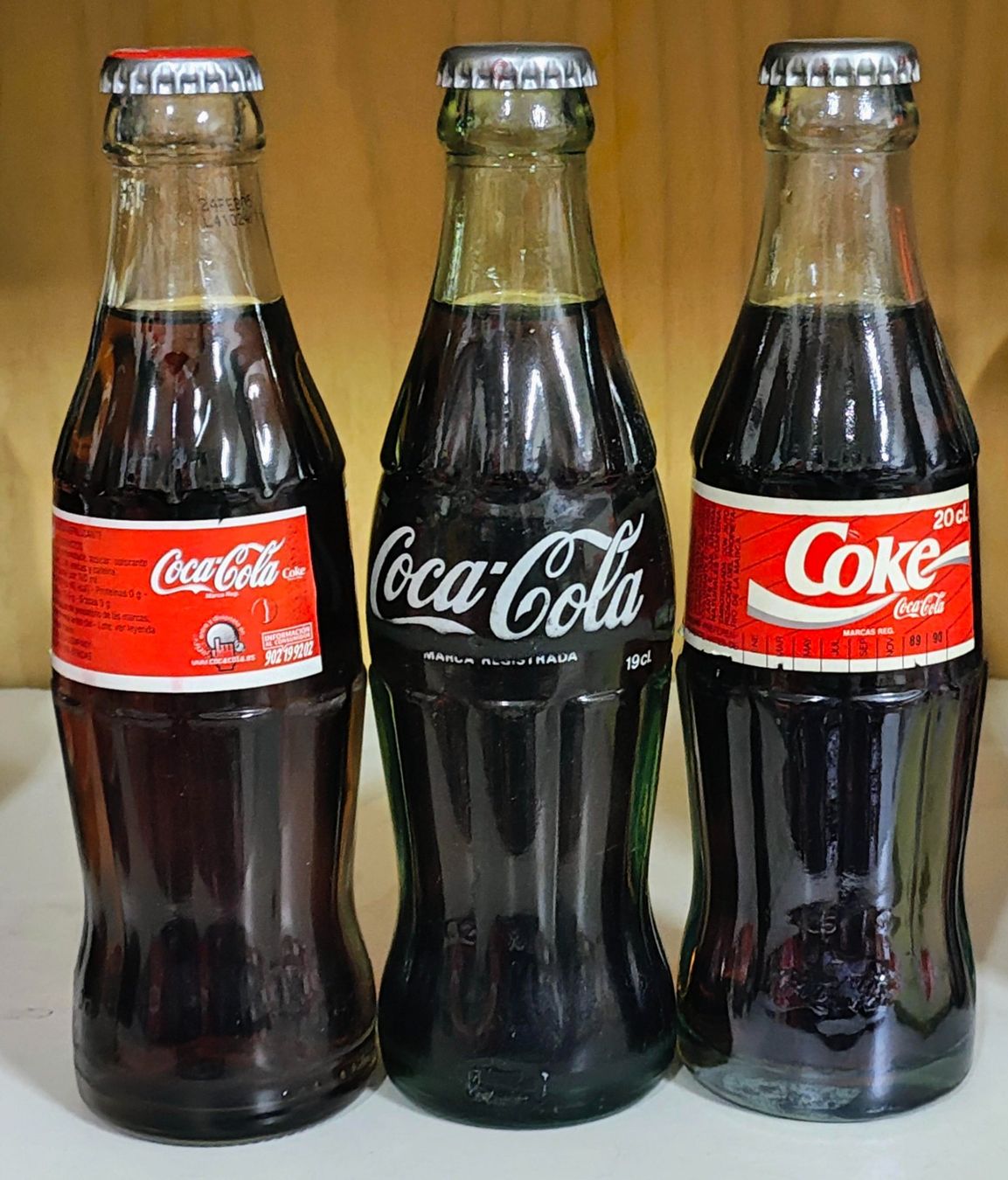 Coca-Cola Bottiglie: 3 alte Coca-Cola Flaschen aus Spanien – Usato da Pfäffikon ZH venduto da Colacity 1
