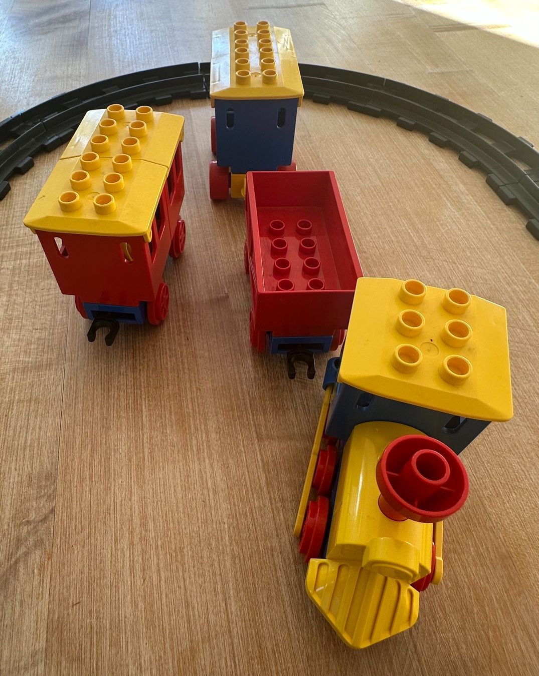 Lego Spielzeuge: Lego Duplo Eisenbahn – Gebraucht aus Baldingen von Masuba 1