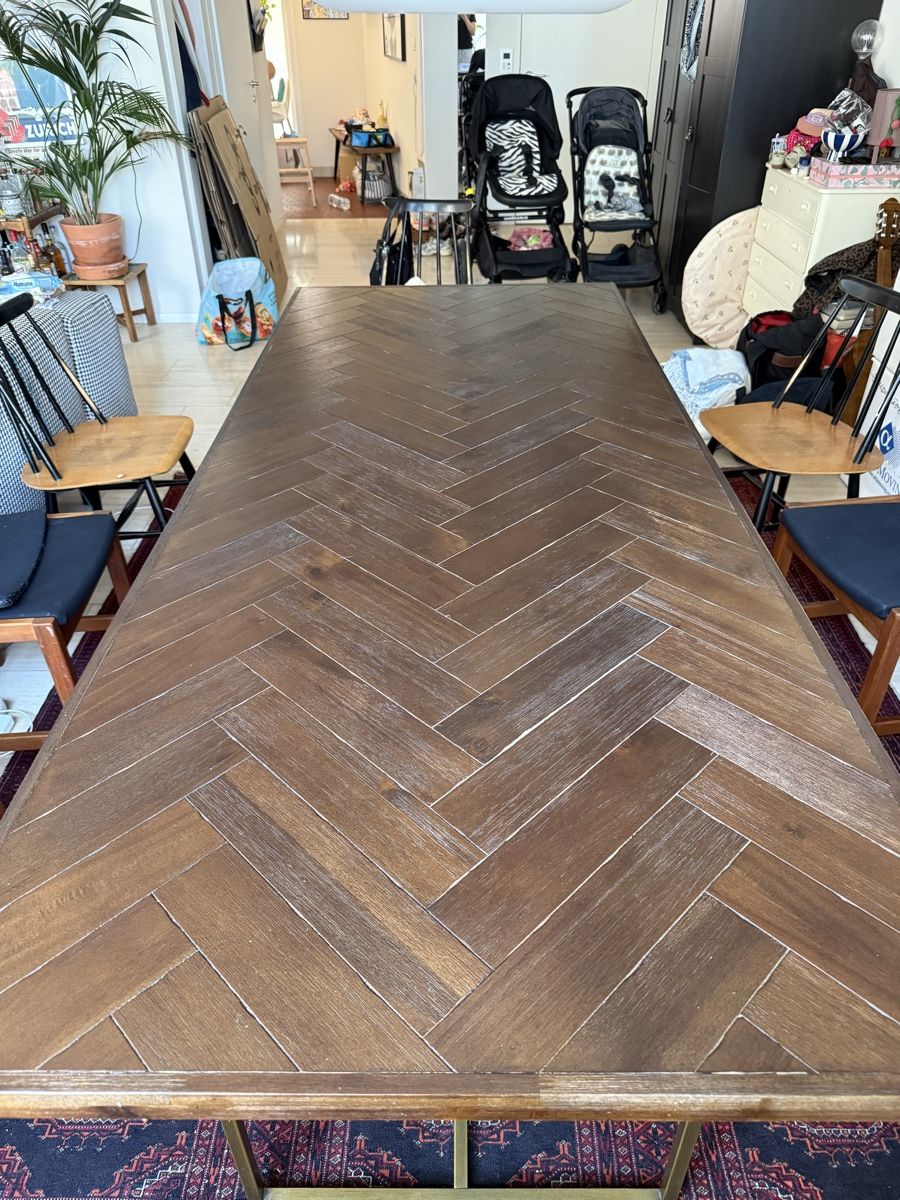 Tavoli: Dining Table Dutchbone 220x90 cm Wood Herringbone – Usato da Zürich venduto da fan_z5fl