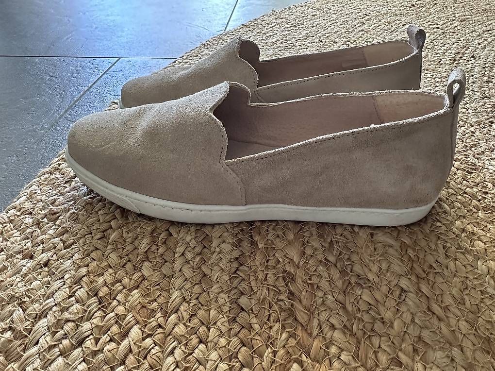 Scarpe da donna: Sehr wenig getragene Sommerschuhe – Usato da Muttenz venduto da Peke_