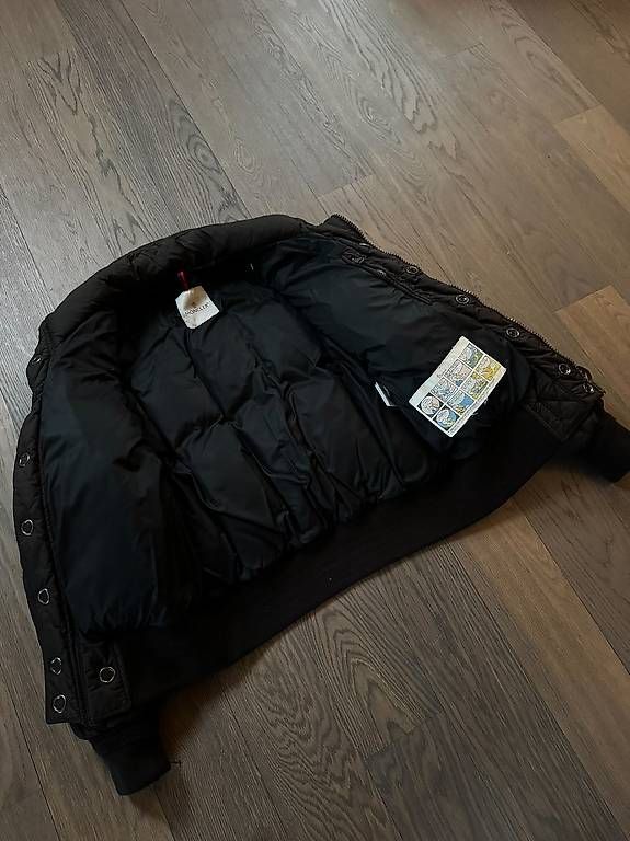 Giacche: Moncler Grösse 3 (M)  – Usato da Egg b. Zürich venduto da AnnetteD02 1
