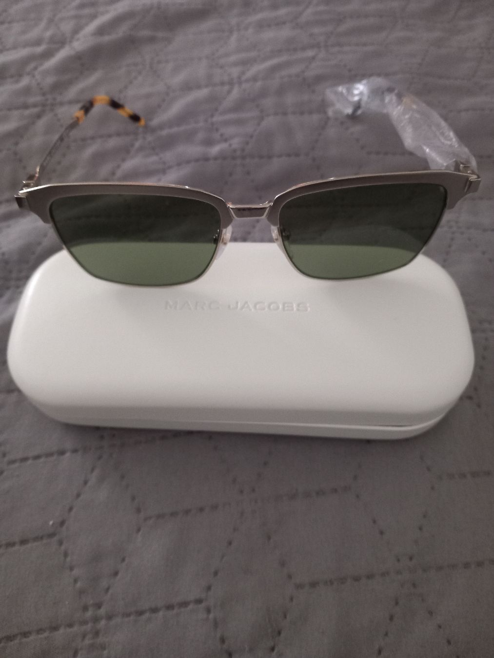 Marc Jacobs Occhiali & Lenti: Sonnenbrille – Nuovo (secondo la descrizione) da Buchs AG venduto da tac_zz5h