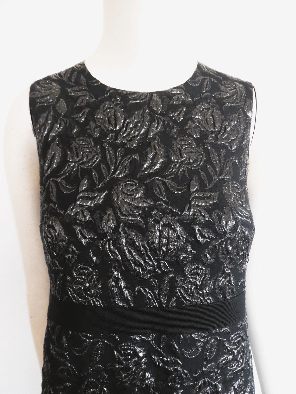Max Mara Vestiti: Max Mara STUDIO edles Etui Kleid,  Gr. 34/36 – Usato da Berneck venduto da chouchou1415 1