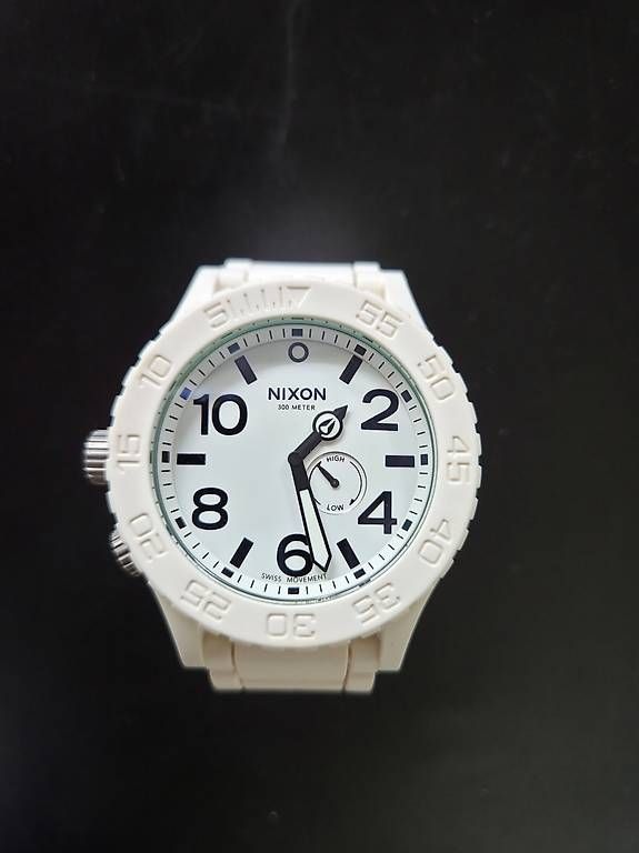 Orologi: Nixon Simplify 51-30 Uhr, white – Usato da Buochs venduto da freeride1512