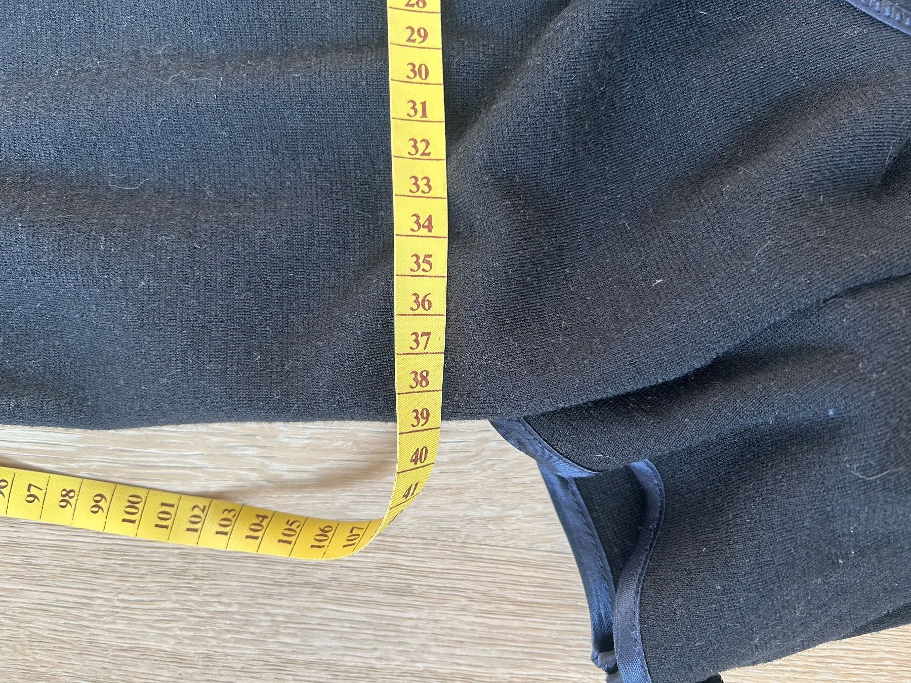 Vestiti: Robe noire midi Bruuns Bazaar / Taille S – Nuovo (secondo la descrizione) da Mont-sur-Lausanne venduto da Vinou6021 7