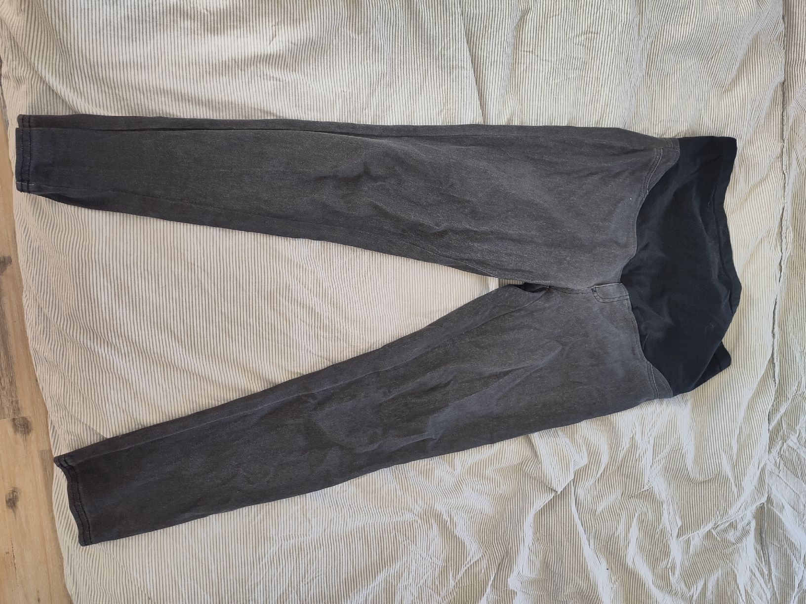 Leggings: Coole Umstands-Jeans, grau, Gr. 46 – Usato da Ettenhausen TG venduto da Laib 1