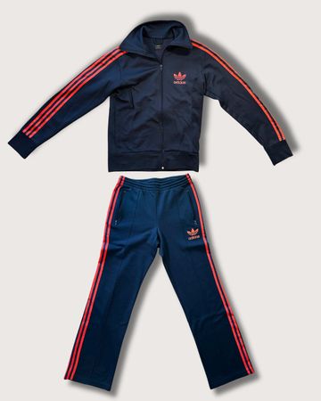 adidas Originals Trainingsanzug S navy mit roten Streifen