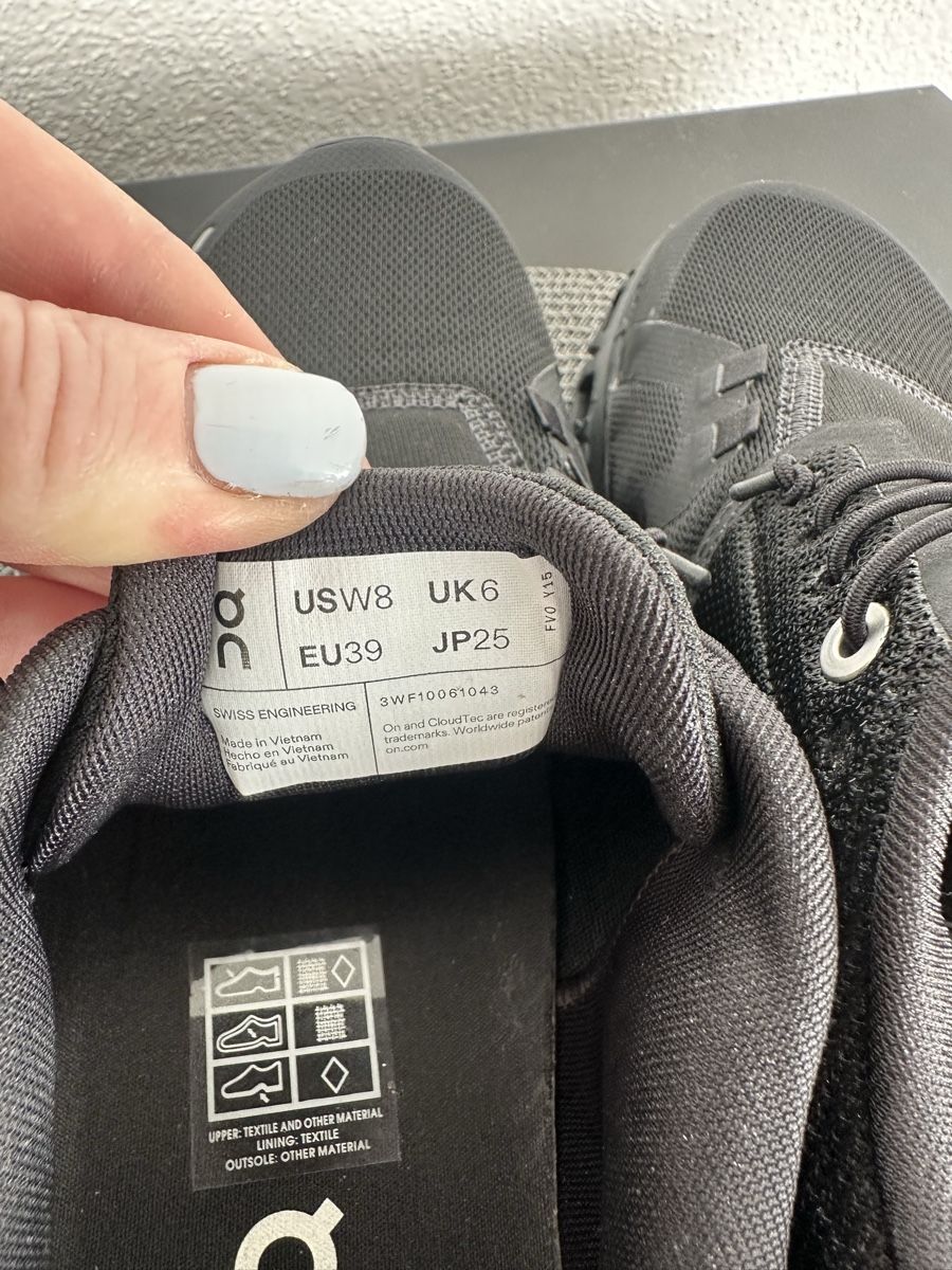 On Damenschuhe: ON Schuhe – Neu und originalverpackt aus Winterthur von su_4assd 5