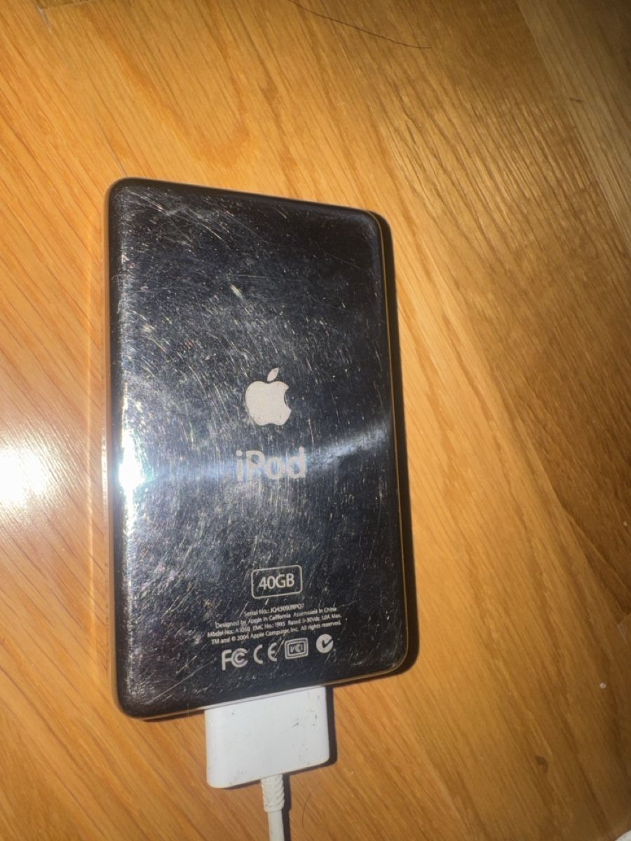 Apple Lettore multimediale portatile: AB 1 Fr!! iPod Classic 40GB – Usato da Zürich venduto da zaz_5d69 1