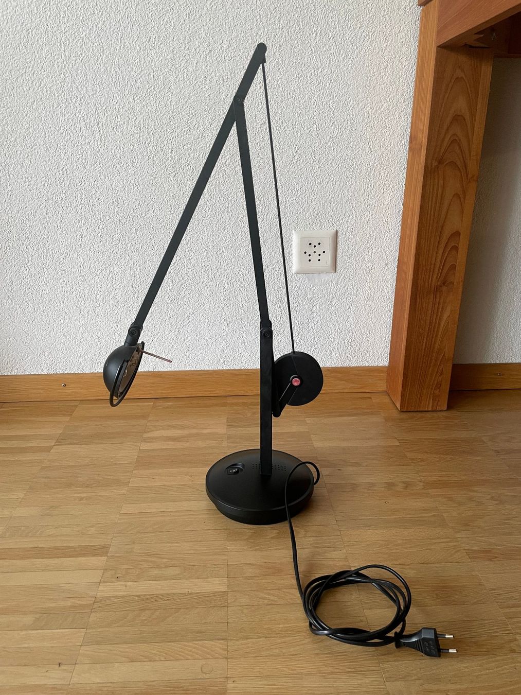 Schreibtische: Halogen Bürotisch-Leuchte – Gebraucht aus St. Gallen von Sprotte11 1
