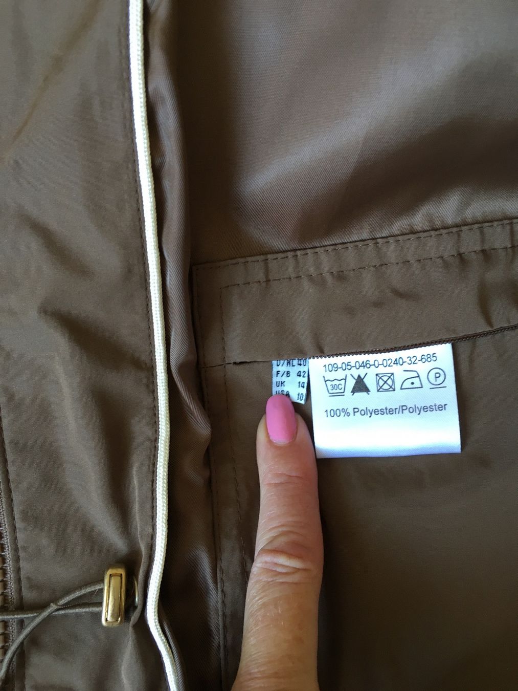 Giacche: Neue, rehbraune edle Windjacke, Grösse 40 – Nuovo (secondo la descrizione) da Bern venduto da Smile-2707 2