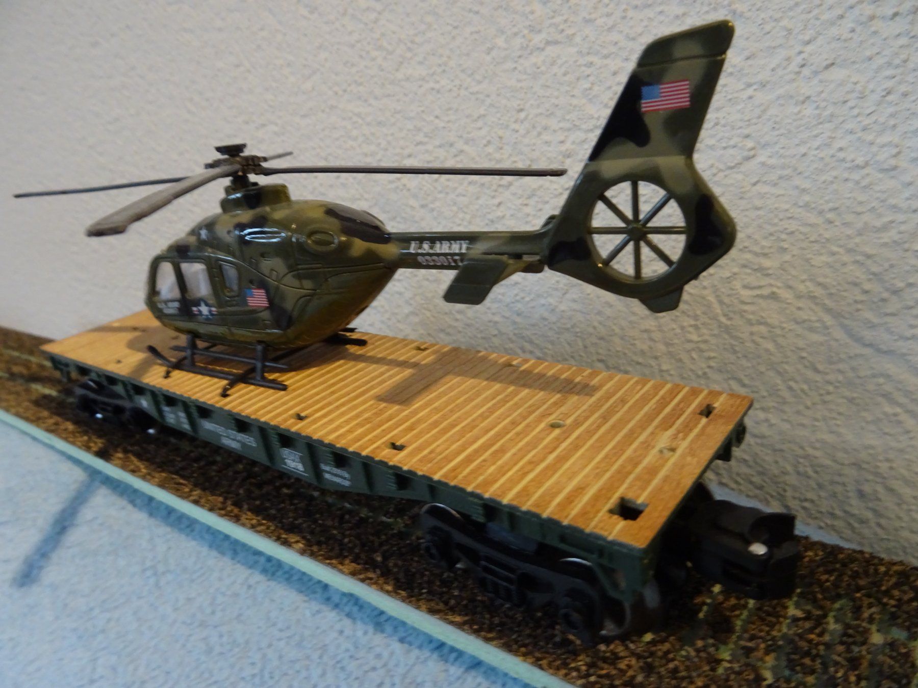 Kit di modellismo & Modellini statici: US Waggon mit Heli. – Usato da Hirschthal venduto da Legov 7