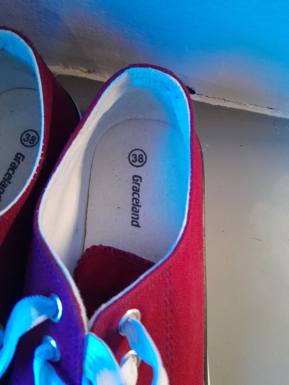 Scarpe da uomo: Turnschuhe – Usato da Nuglar venduto da jentel 1